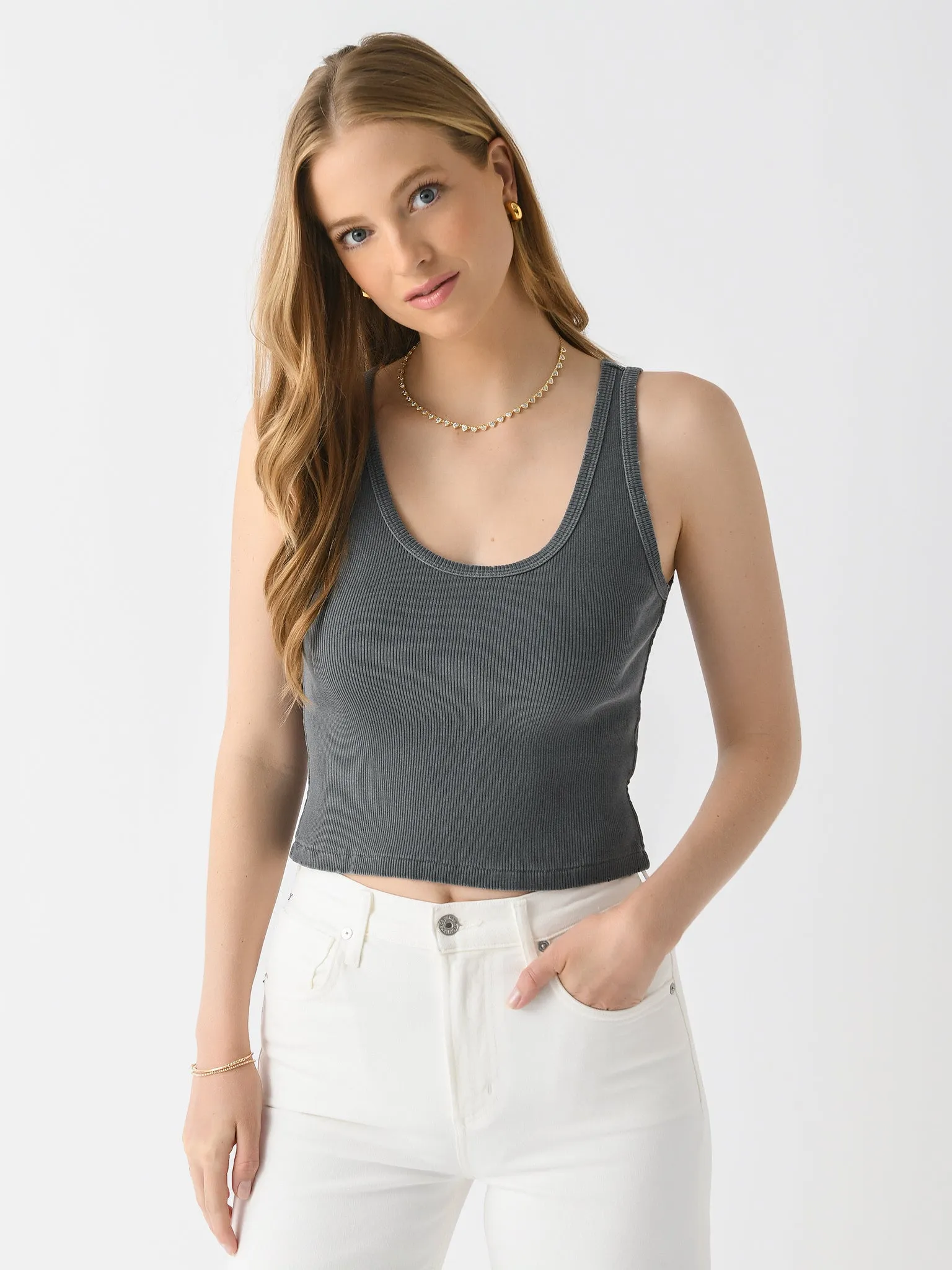     AMO  Women's Crop Rib Tank    