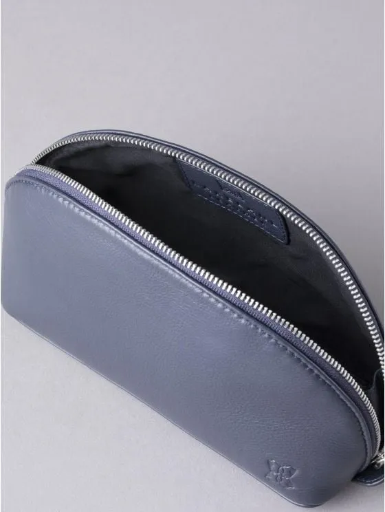 Arnside Medium Leather Make Up Bag in Navy