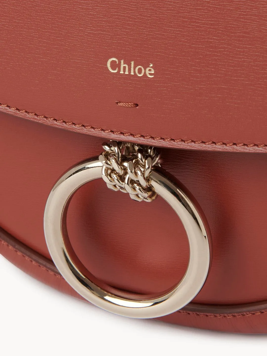 CHLO Elevate Your Style with the FW23 Arlene Shoulder Handbag