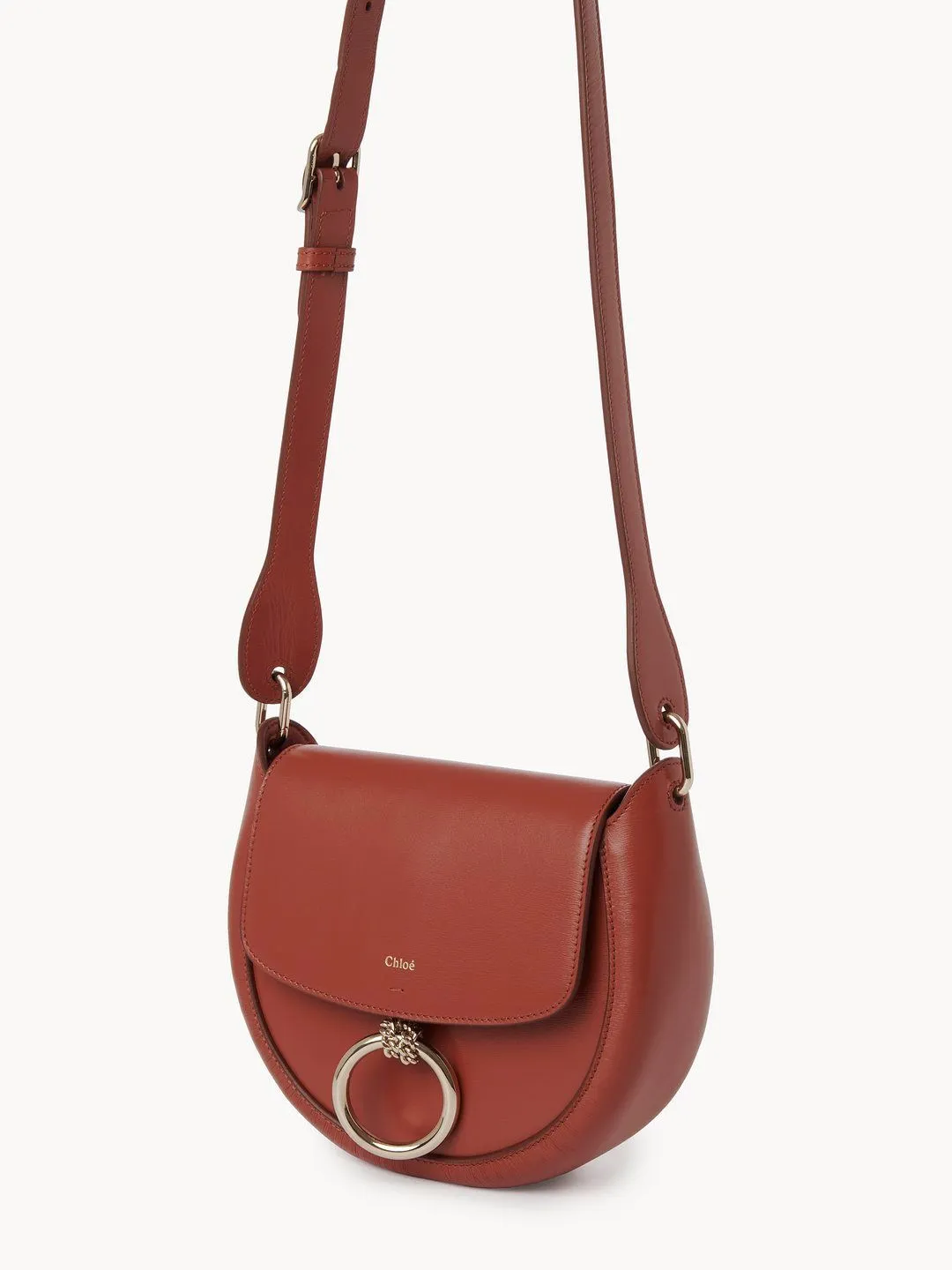 CHLO Elevate Your Style with the FW23 Arlene Shoulder Handbag