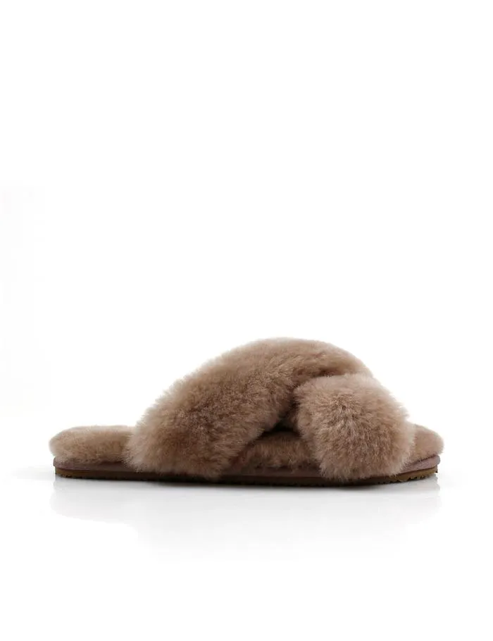 La Tribe      LA TRIBE - Cross Over Sheepy Slipper (Cinnamon)