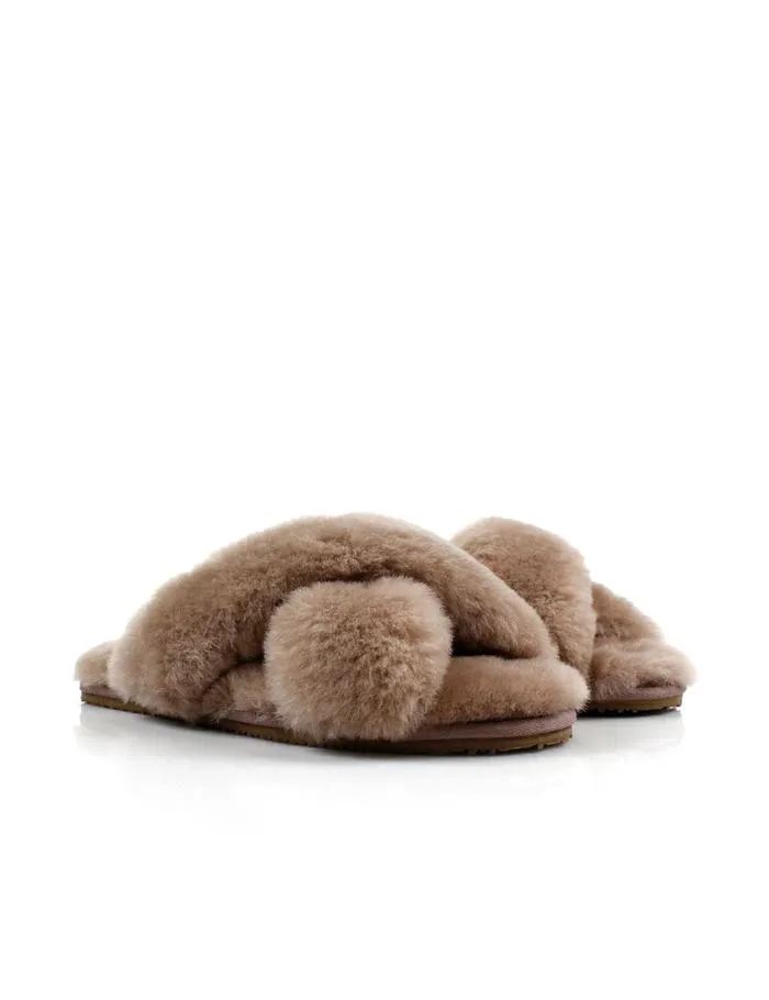 La Tribe      LA TRIBE - Cross Over Sheepy Slipper (Cinnamon)