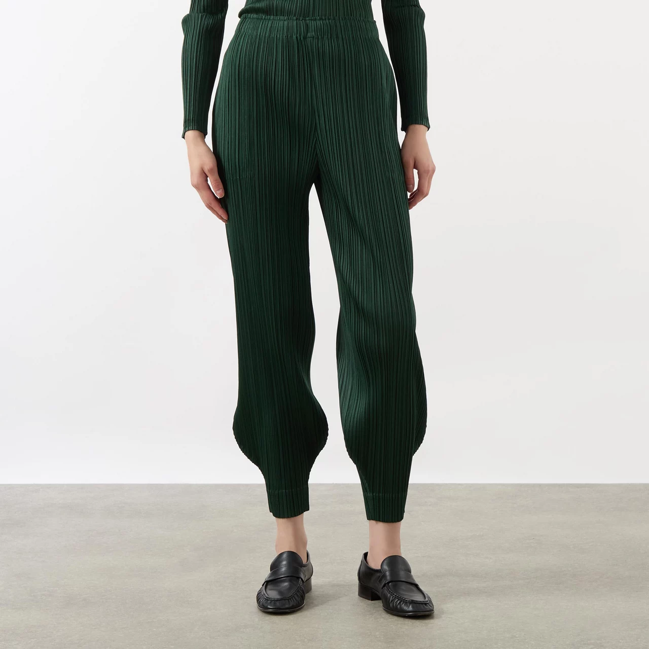 PLEATS PLEASE ISSEY MIYAKE October Cuffed Pleated Trousers - Deep Green