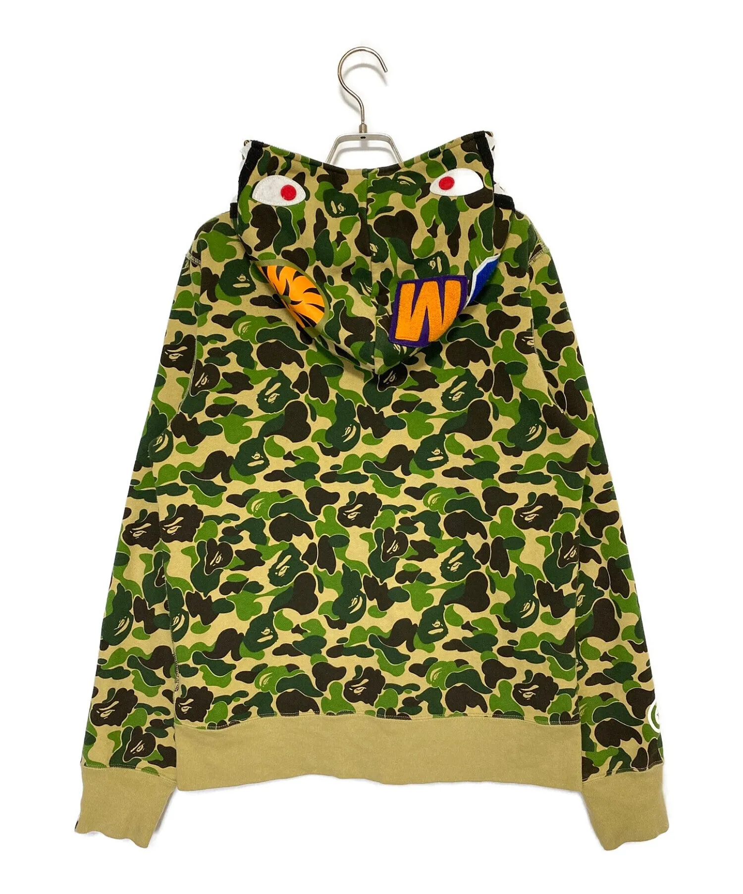 [Pre-owned] A BATHING APE Camo Shark Full Zip Hoodie 001ZPI201002M