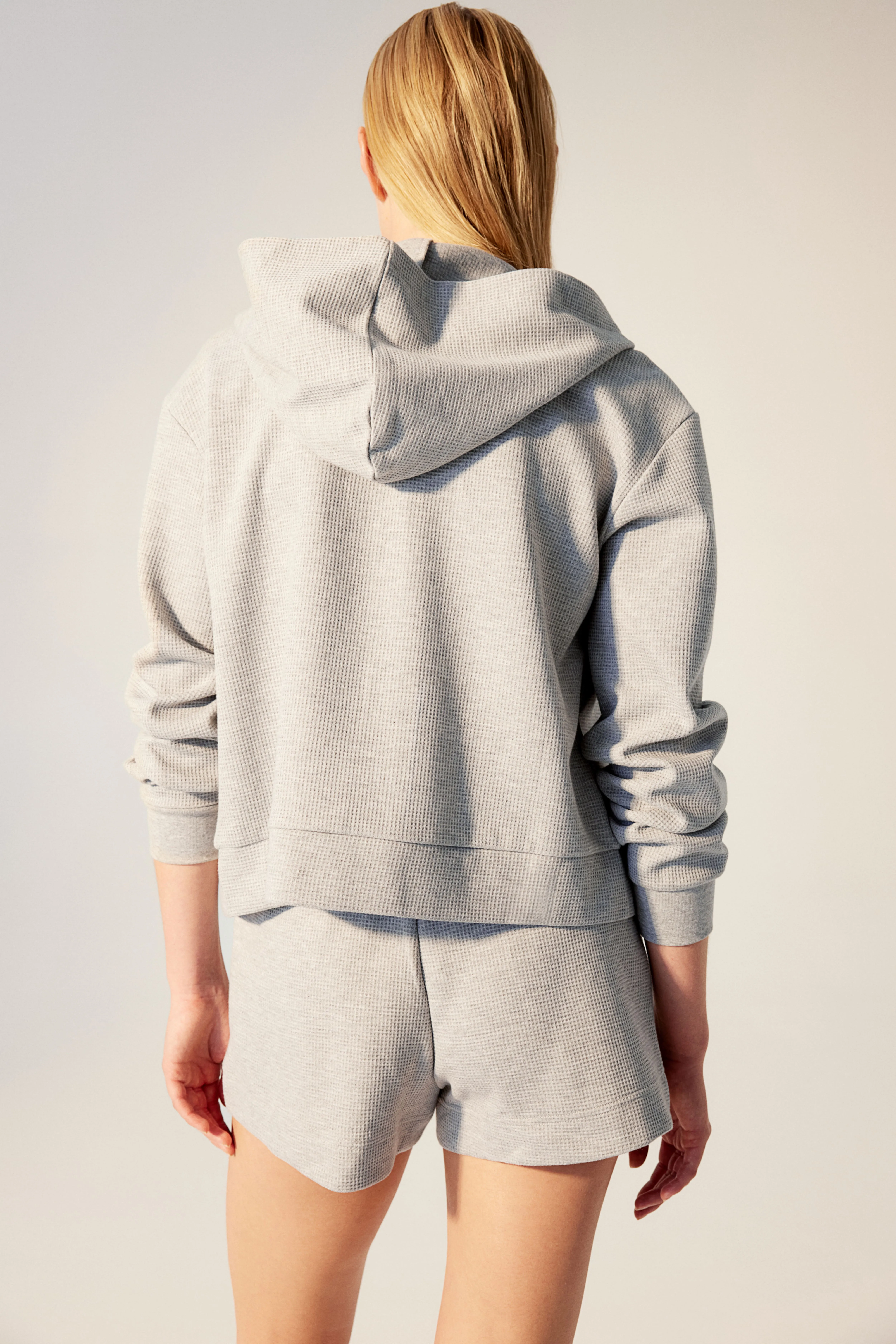 Waffled zip-through hoodie - Long sleeve - Short - Light grey marl - Ladies | H&M GB